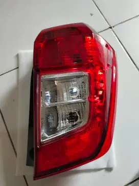 stoplamp calya sigra kanan