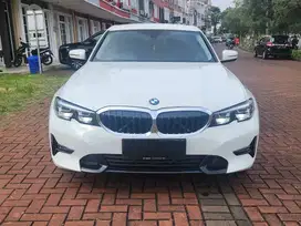[HARGA TERBAIK!!] BMW 320i G20 DYNAMIC SPORT NIK 2021!! WHITE ON BLACK