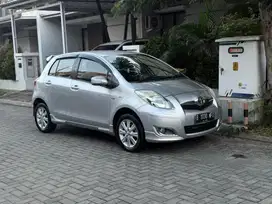 YARIS BAKPAO 2011 E AT LOW KM TANGAN PERTAMA DARI BARU DP RINGAN