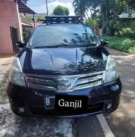 Nissan Grand Livina 2011 Bensin 1800 Ultimate