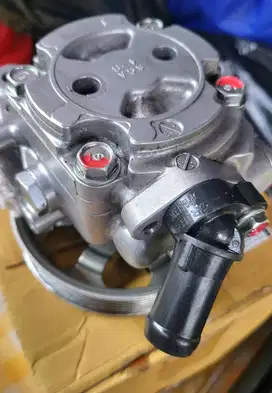 POMPA POWER STEERING CRV GEN  3