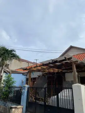 Jual Cepat Rumah 2 Lantai di Kelapa Dua, Kebon Jeruk, Jakarta Barat