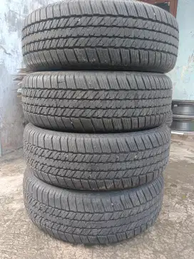 Ban brigestone 265 60 18 pcocok buat mobil fortuner,pajero,hilux