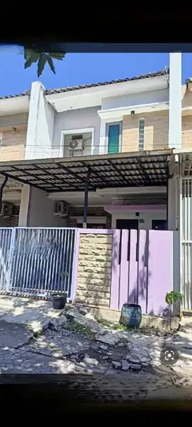 DIJUAL MURAH Rumah 2 lantai full bangunan Jl. Semampir Dekat merr