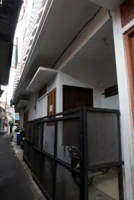 Dijual Rumah Minimalis 2 Lantai – Lokasi Strategis di Tengah Jakarta