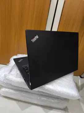 BU!! Dipakai Setahunan aja, laptop slim lenovo T460s core i7