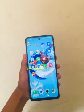 Tecno Spark 20 Pro 12+9/256 hp cas