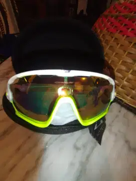 Kaca Mata Oakley