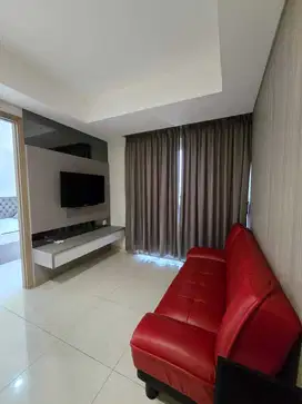 Disewakan Apartemen Gold Coast, 3BR, 81m2, Sea View, Furnish