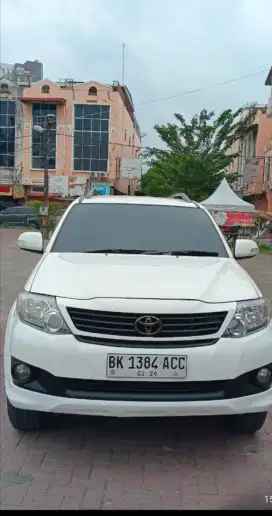 Toyota Fortuner 2,5 G matic solar 2012