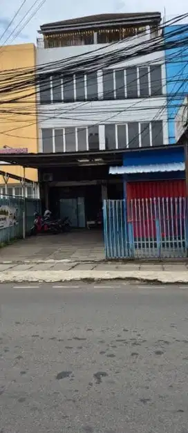 Dijual Cepat Ruko 3,5 Lantai Di Utan Kayu Matraman ,JakTim
