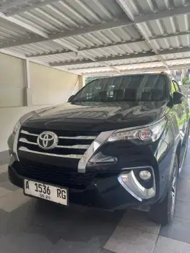 Toyota fortuner vrz 2.4 AT 2019