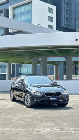 BMW 320i SPORT 2016 LCI