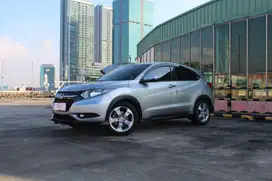 [TDP 5JT] Honda HRV 1.5 E CVT 2018 FLOATING