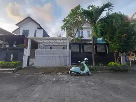 Rumah Sewa di Beranda Mumbul, Nusa Dua Furnish One Gate Security 24Jam