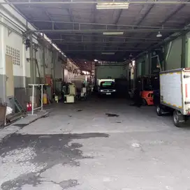 Gudang ex pabrik siap pakai di Cakung - Jakarta Timur