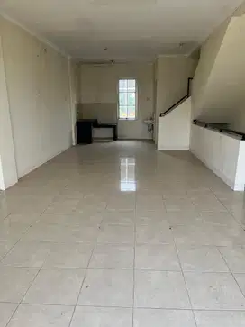 Dijual ruko Sentra Niaga Harapan Indah siap pakai hadap timur