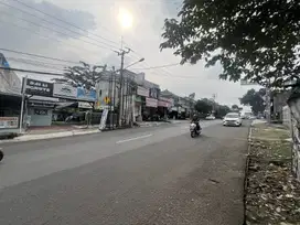 Dijual Bangunan Komersial Berupa Gudang Di Jalan Raya Karadenan