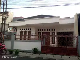 Rumah di Menteng Jakpus Matraman Murah dikelasnya