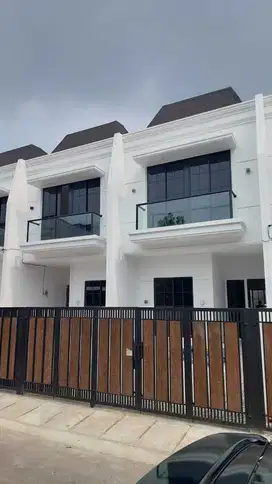 Rumah Baru 2 Lantai Design American Classic Meruya Kavling DKI