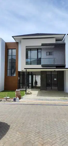 Jual rumah pik2 10x20 brand new