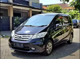 Freed 1.5 E psd at 2015 # dp minim - km rendah 9 rb/th