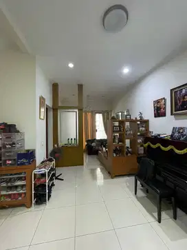 ANA Rumah uk 7x19.5m di komplek dutamas jelambar