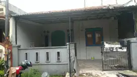 Dijual cepat rumah dengan harga yang menarik di citra raya tangeran