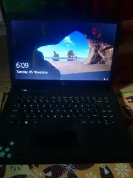 Laptop HP (hitam)  2019 HP-H044Q1A 
 AMD A4-9120 RADEON