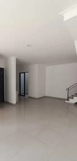 Jual Cepat Rumah Brand New & Elite 2 Lantai Cluster Georgia PIK 2
