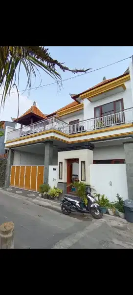 Dijual rumah 2 lantai di sedap malam denpasar bali