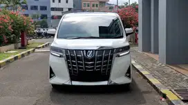 [ LOW KM ] Toyota Alphard 2.5 G ATPM AT White On Beige 2022/2023