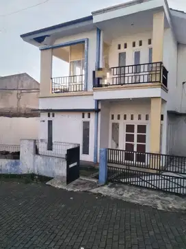 Dijual rumah d komplek melati wangi pasir impun