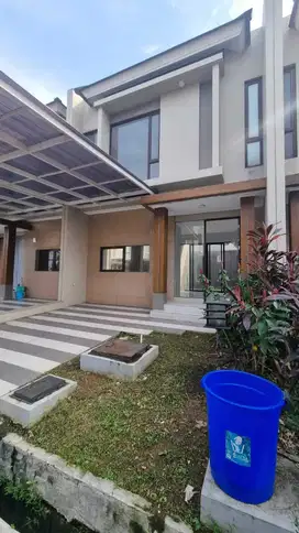 RUMAH ANIGRE PINEWOOD BANJAR WIJAYA RAPIH TERAWAT