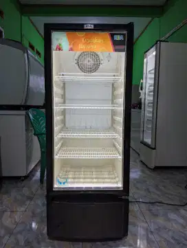dijual cepat showcase