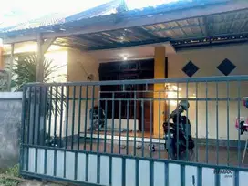 Rumah 1 lantai minimalis lokasi nyaman dijual, Kediri Tabanan area