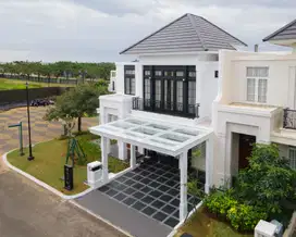 Rumah Mewah Gaya Eropa Klasik Type 8x18 Lokasi Bersih dan Nyaman