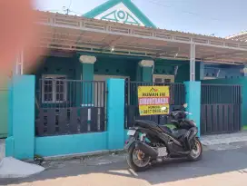 Disewakan rumah nyaman dan strategis