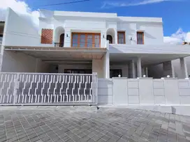 Rumah baru siap huni dengan kolam renang jalan palagan KM 7