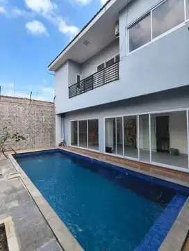 Rumah Tukad Irawadi Waturenggong Panjer Denapsar