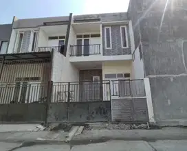 600 Jutaan Dekat Rencana OERR‼️Jual Rumah 2 Lantai Gunung Anyar Tambak