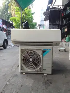 AC Daikin Malaysia 1 PK R 32 Free Ongkir Sejabotabek