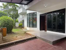 Rumah 2 Lantai Lokasi Strategis Di Kayu Putih Selatan R2173
