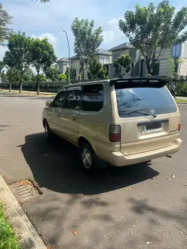 Toyota Kijang 2002 Bensin
