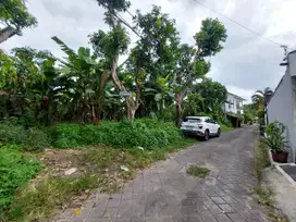 TANAH DI LOKASI STRATEGIS TIYANG TUTUL, CANGGU - BALI