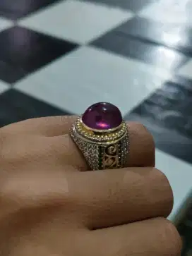 Natural Ruby Corundum 16.29crt Kristal Giwang Menyala No Plat HQ