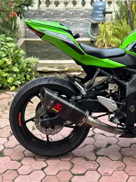 Akrapovic ZX25R Fullsystem Original