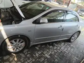 Mobil Toyota altis tipe V 1.8