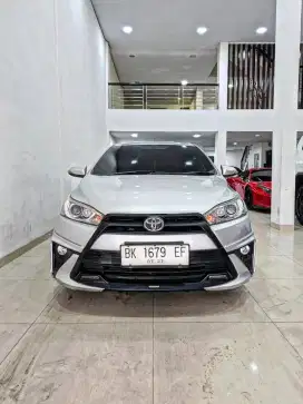 (TDP 22JT) YARIS TRD CVT 2017 / 2016 silver toyota sportivo 1.5