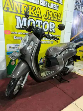 Scoopy Stylish 2022 Keyless AJM